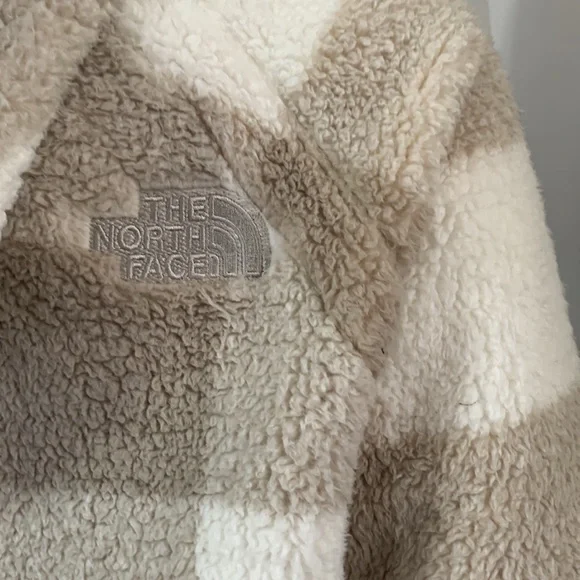 The North Face Jacket - Picture 12 of 14